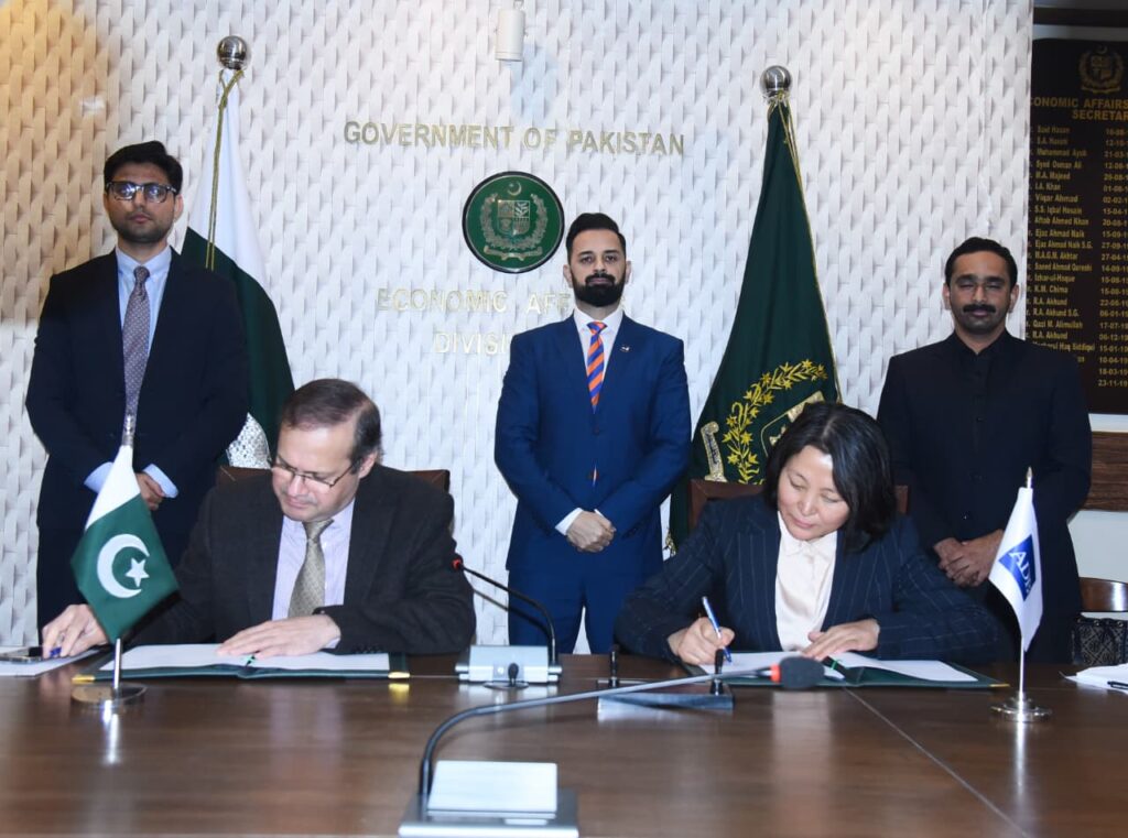 Pakistan, ADB Sign $304.5 Million Agreements for Climate Resilience Projects