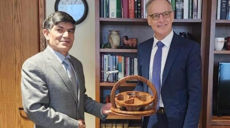 High Commissioner, Canadian Official Pledge Stronger Pakistan–Canada Partnership