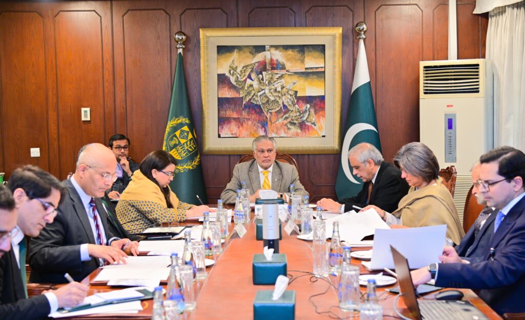 Ishaq Dar Chairs Review of Pakistan’s Role in Global IT and Telecom Forums