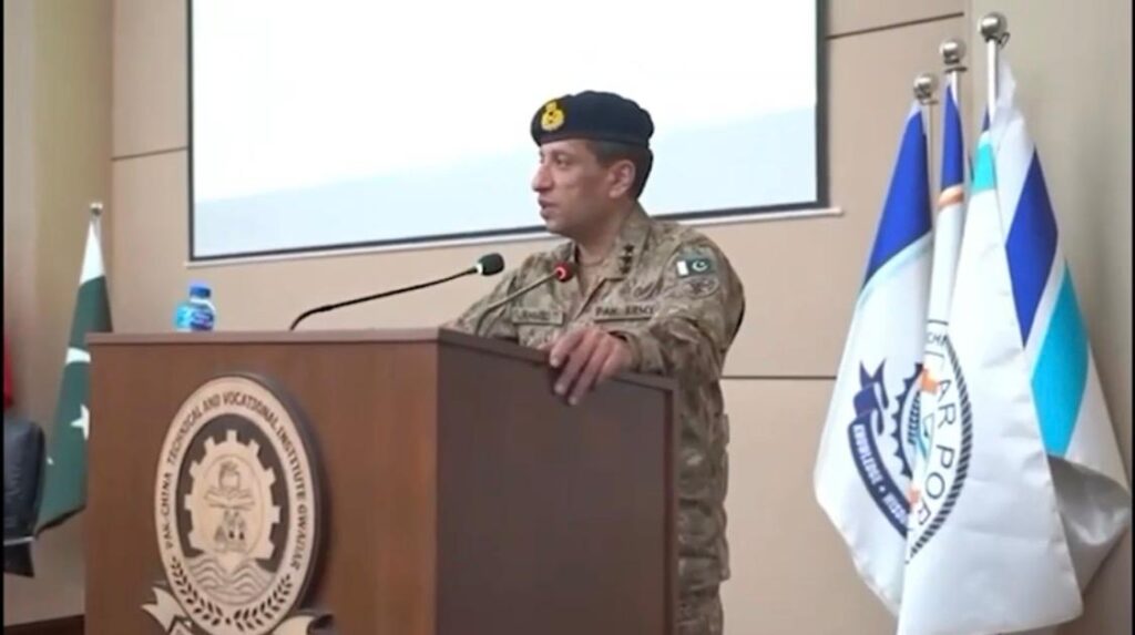 DG ISPR Briefs Gwadar Students on Security Challenges and Digital Propaganda