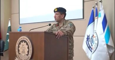 DG ISPR Briefs Gwadar Students on Security Challenges and Digital Propaganda