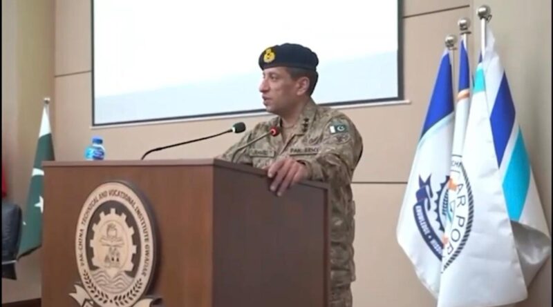 DG ISPR Briefs Gwadar Students on Security Challenges and Digital Propaganda