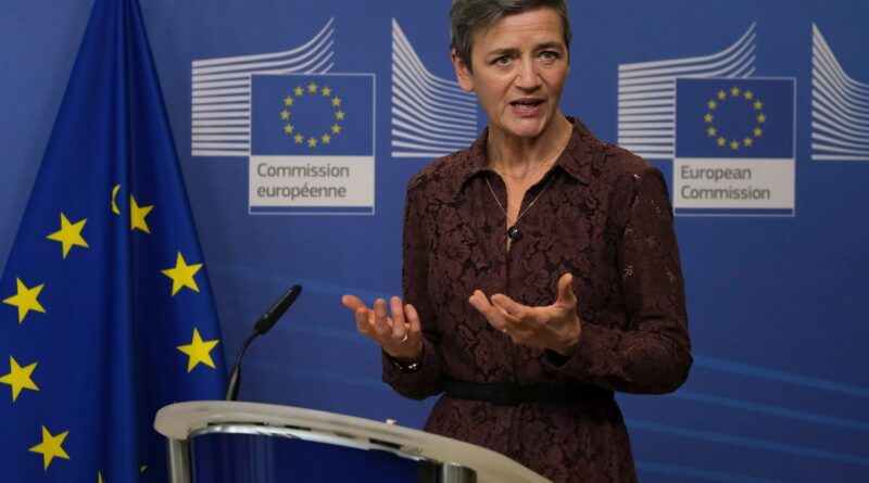 Former EU Commissioner Warns US Pressure on Greenland