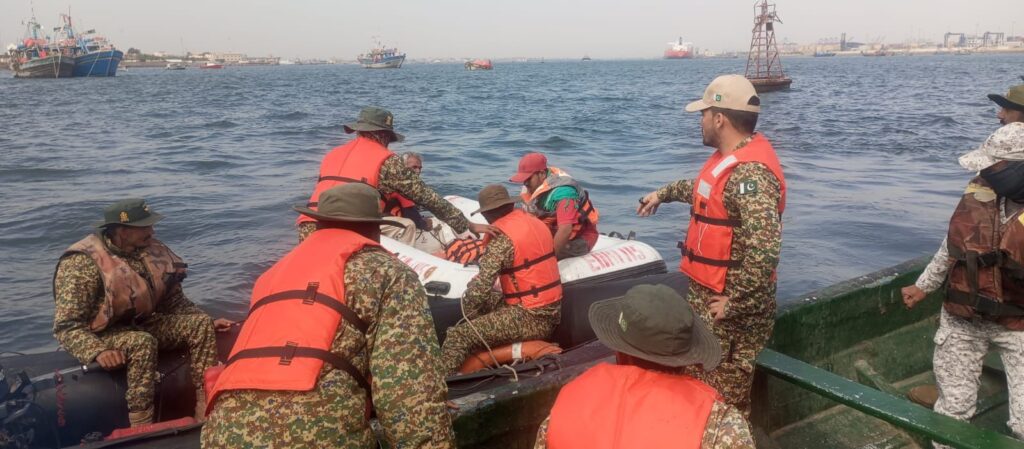 Pakistan Navy Recovery Efforts Ongoing After Boat Capsizes Near Manora