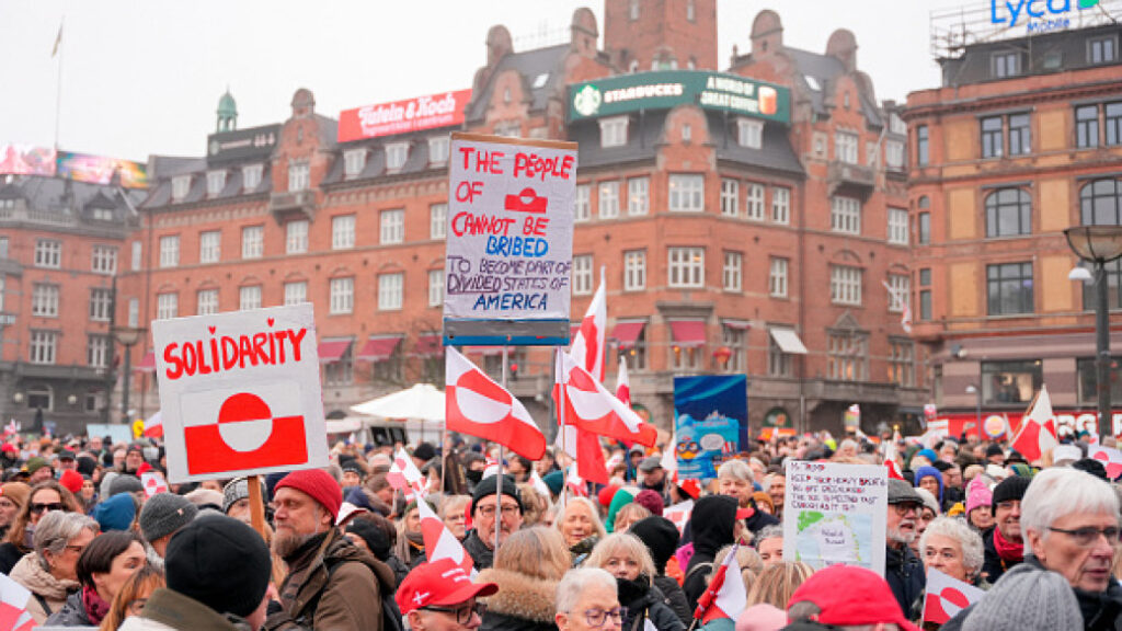 Greenlanders and Supporters Rally Against U.S. Annexation Threat