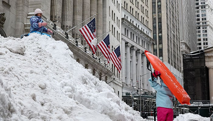 Arctic Blast Follows Deadly US Winter Storm, Leaving Millions at Risk