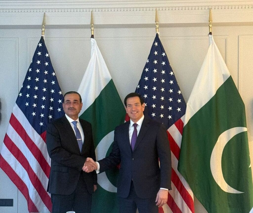 Pakistan Army Chief Holds High-Level Security Talks in Germany