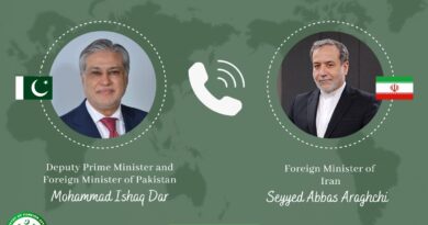 Ishaq Dar Holds Call with Iranian Counterpart Abbas Araghchi