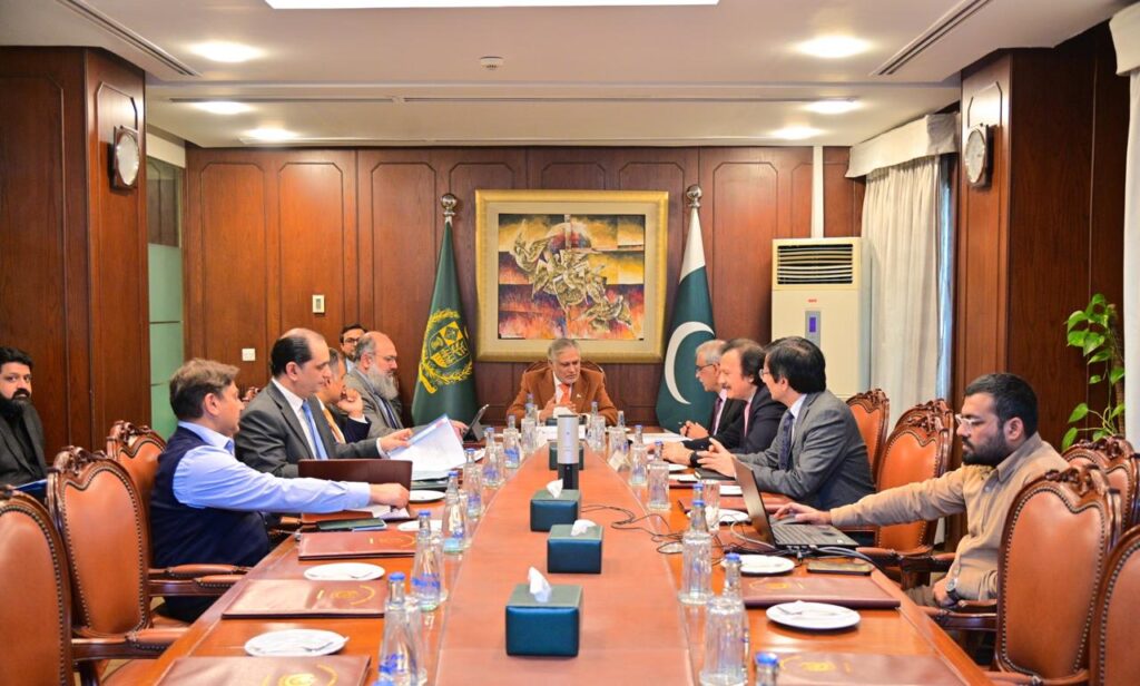 Ishaq Dar Chairs Meeting to Boost Trade and Economic Growth