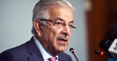 Khawaja Asif Denies Any Deal With PTI Founder