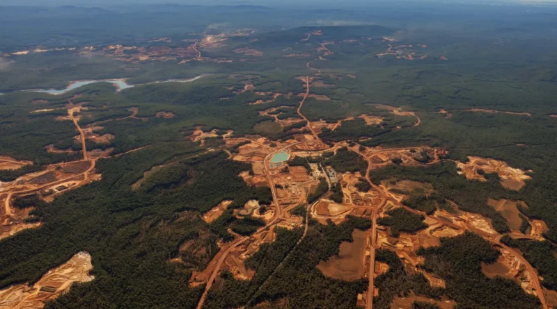 Australia Grants Exemption Amid Alcoa Environmental Controversy