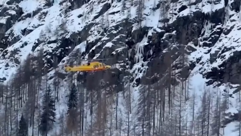 Avalanche Near Lake Tahoe Leaves Ten Skiers Missing
