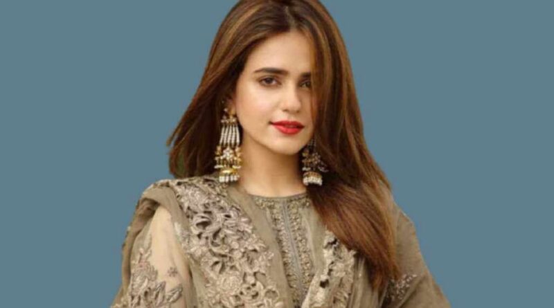 Sunbul Iqbal Addresses Rumors About Leaving Industry