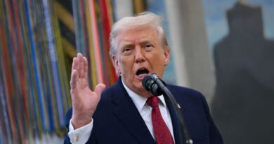 rump Signals Talks With Iran as Naval Fleet Heads to Persian Gulf