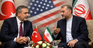 US and Iran Show Flexibility in Nuclear Talks, Says Turkish FM