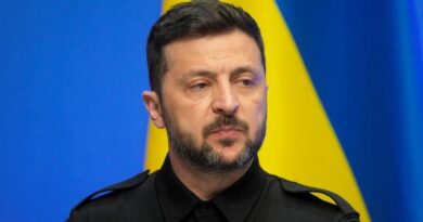 Zelenskyy Criticizes Moscow’s Attacks Ahead of Trilateral Talks