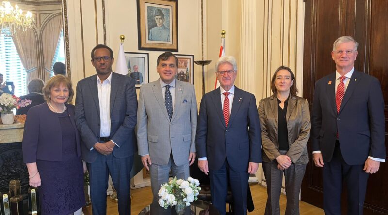 High Commissioner Meets Rotary International and WHO Delegation