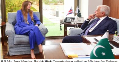 Khawaja Asif, Jane Marriott Hold Bilateral Security Talks