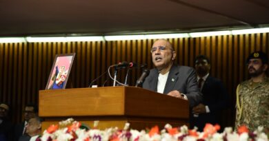 President Zardari Warns India, Urges Shift to Dialogue