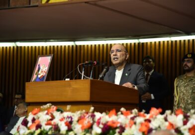 President Zardari Warns India, Urges Shift to Dialogue