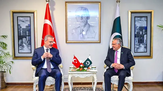 Pakistan and Turkiye Reaffirm Diplomatic Commitment to Regional Peace