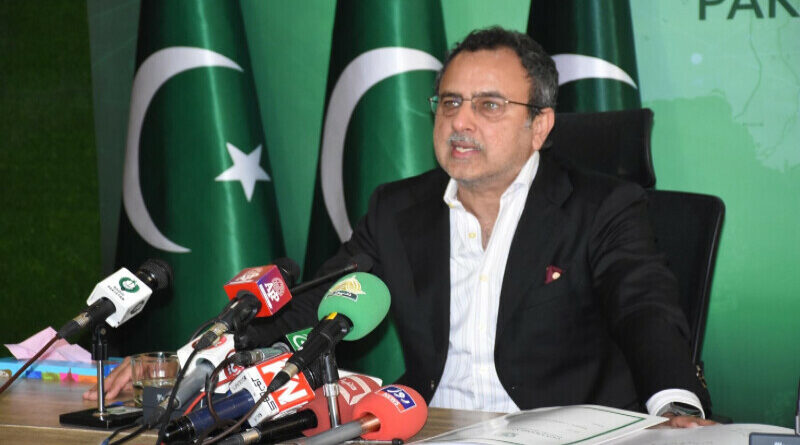 Federal Minister Awais Leghari Halts High-Tariff Power Procurement by DISCOs