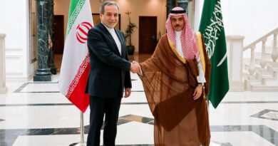 Saudi And Iranian Foreign Ministers Hold First Call
