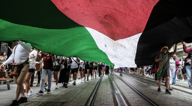 Palestinian Global Population Surpasses Fifteen Million Amid Regional Conflict